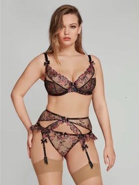 Agent provocateur 3 piece set - Leisha (36B, 4/L)